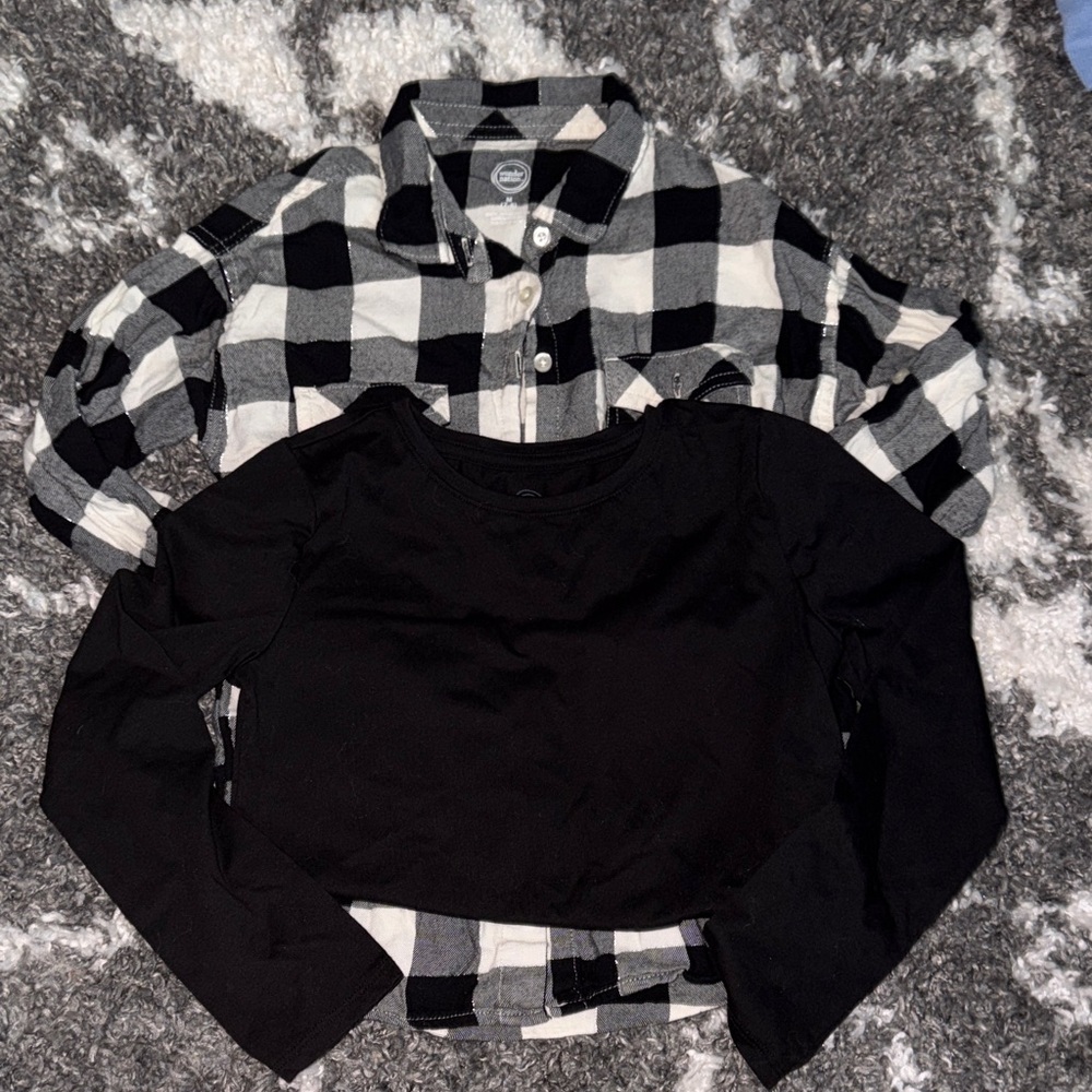 EUC Wonder Nation Girls Black and White Plaid Button up and Black long sleeve -M